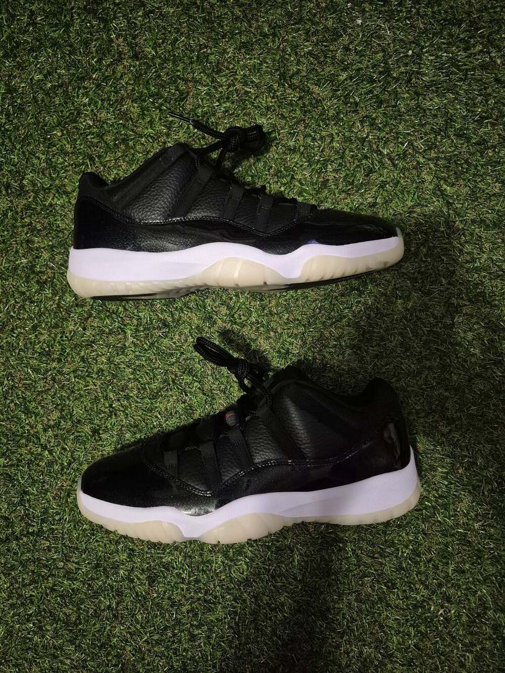 Jordan Air Jordan 11 Retro Low Size 13 72-10 Black Gym Red